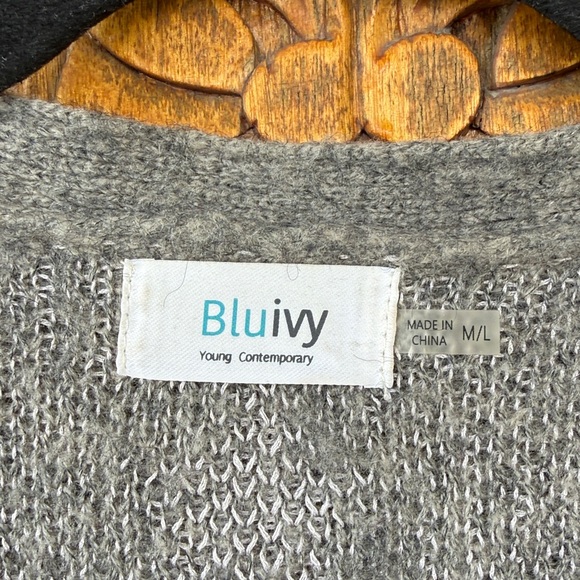 Bluivy Oversized Gray Stars Cardigan Size M/L - Picture 2 of 5